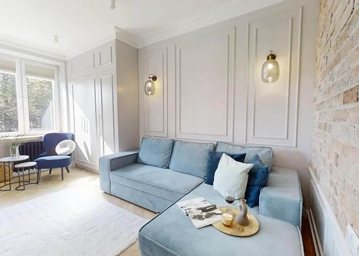 'bednarska' Fryderyk * وارسو